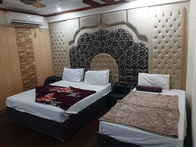 Crown City Hotel