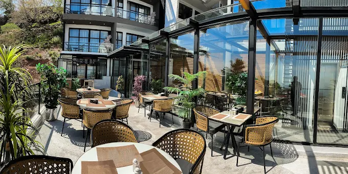 Fiora Hotel