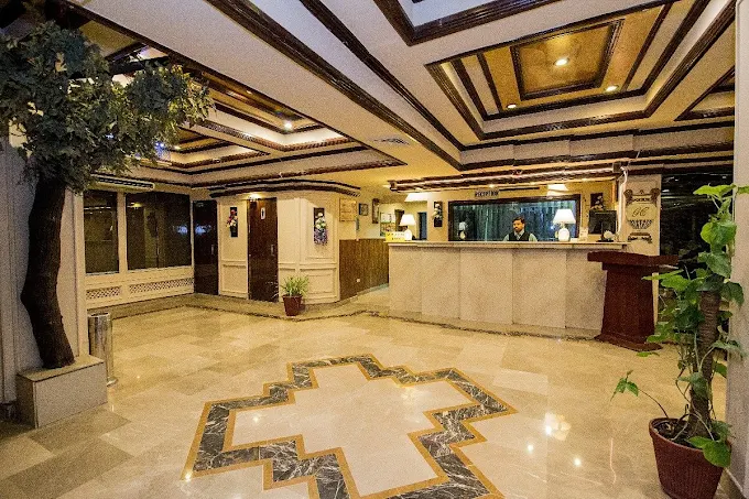 Grace Crown Hotel